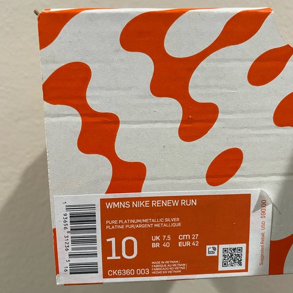 NEW! Nike Renew Run Women's Running Shoe Size 10 - Picture 8 of 8